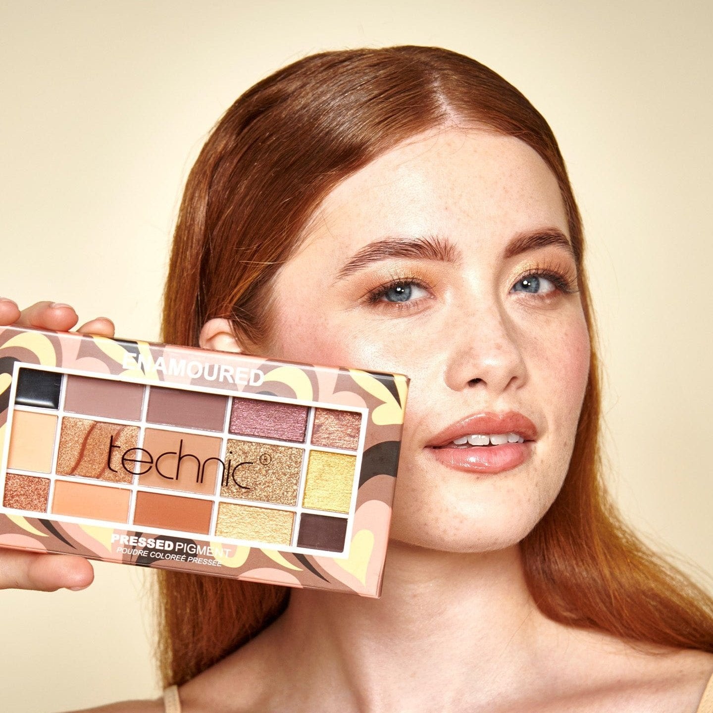 Technic Enamoured Pressed Pigment Palette