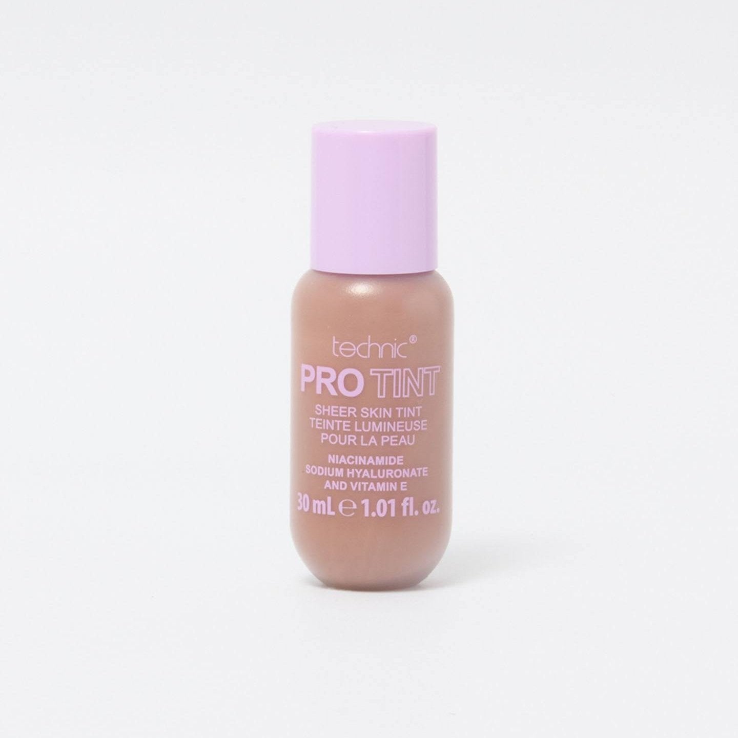 A pro tint in the shade Cinnamon Mocha in front of a white background.